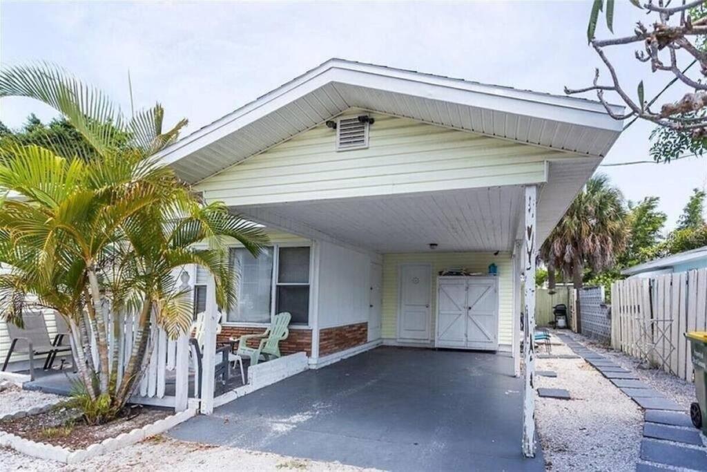 Lovely 1 Bedroom Unit Across From Lido Key Beach Sarasota Exterior foto